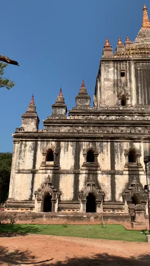 Historical temple in Bagan 動画素材 343736293