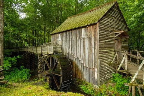 Historische Mühle in Cades Cove im Great Smoky Mountains Nationalpark in T.. Stock Photos