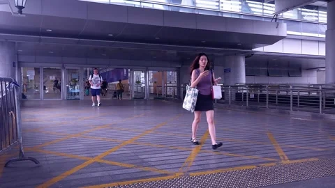 HK Crossing Exit, 4K Stock-Footage 279370187