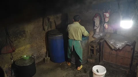 Hmong corn wine in Ban Pho Bac Ha Stock Footage 262065008