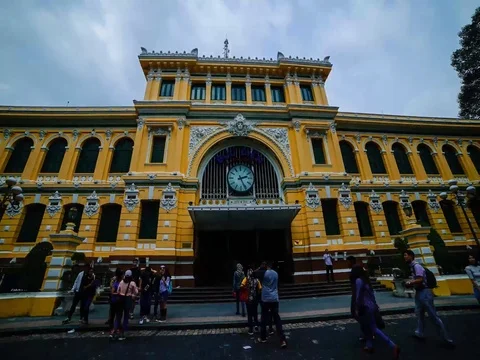 Ho Chi Minh City post offtice hyperlapse saigon Stock Footage