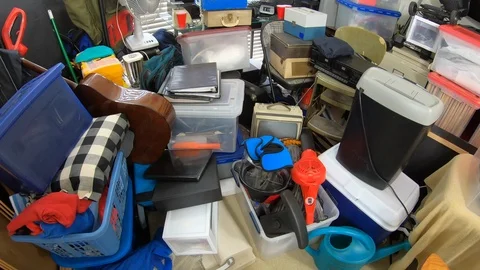 Hoarder Clutter Dolly In 動画素材 104450307