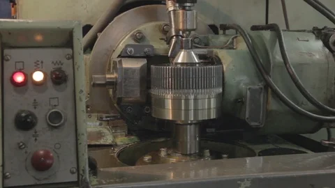 Hobbing machine Video stock 86154036