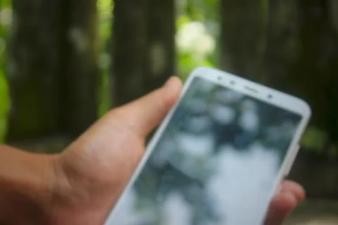 Hodding handphone  스톡 사진