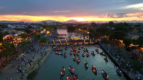 Hoi An ancient town along the Thu Bon River in Vietnam. Stock Footage 320814110