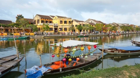 Hoi An Ancient Town Time Lapse with Boat, 4K Stock Footage 127368560