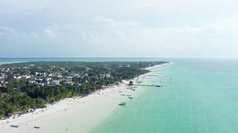 Holbox aerial center beach view Video stock 166574955