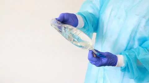 Holding an intravenous Vidéo 24668047