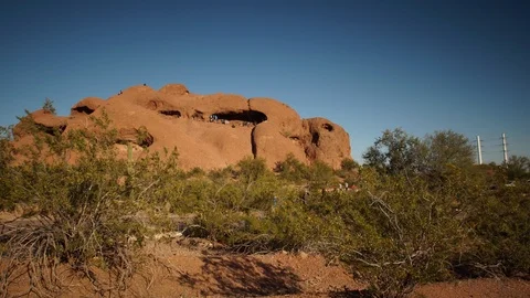 Hole-in-a-rock Time-lapse - A panoramic hyperlapse of rock formation in Arizona Video stock 102384098