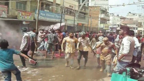 HOLI CELEBRATIONS 動画素材 126039128