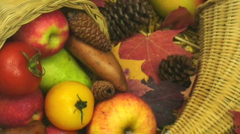 Holiday centerpiece Stock Footage