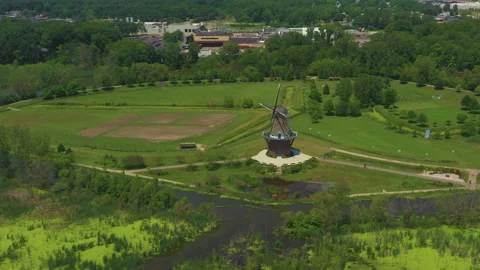 Holland Windmill Island 動画素材 137481815