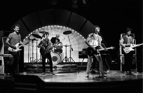 The Hollies perform on Solid Gold in 1983 Credit: Ron Wolfson / MediaPunch Foto stock
