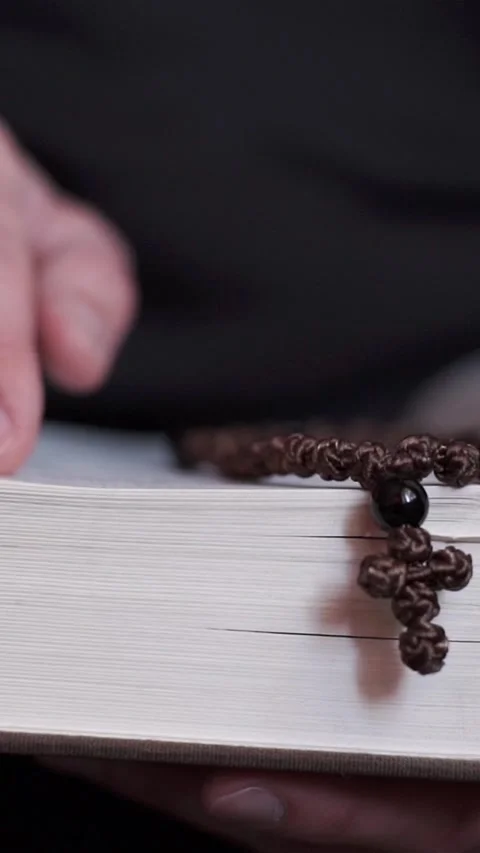 Holy bible in the rays of the sun. 스톡 동영상 329480090