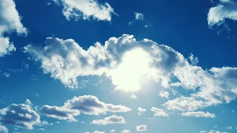 Holy grail mesmerizing time lapse of sun and  cloudy cirrus sky Stock Footage 166151475