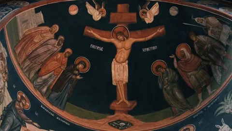 Holy icons on the ceiling of the Orthodox monastery Vídeo Stock 125074233