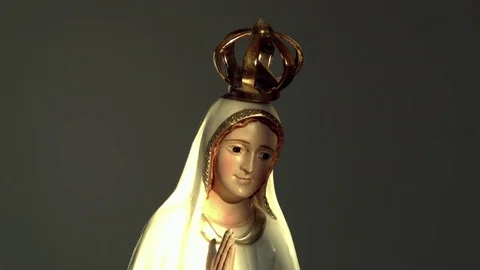 Holy Mary statue in the sun Stock Footage 78139628