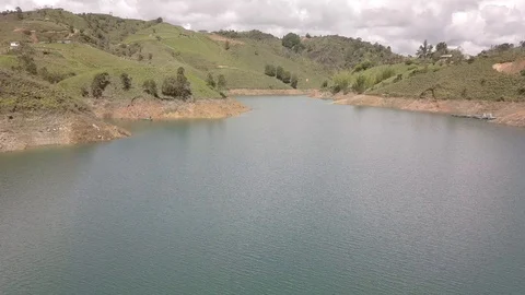 Hombre En Canoa 動画素材 89705601