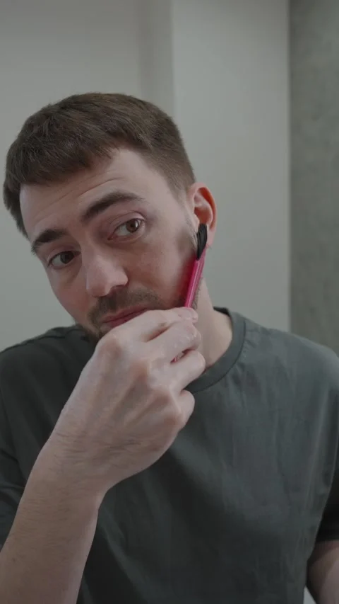 Home beard tinting process with precision and protection Video stock 333332208
