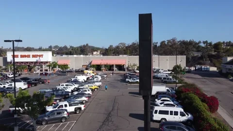 Home Depot Store 679 Video stock 220093484