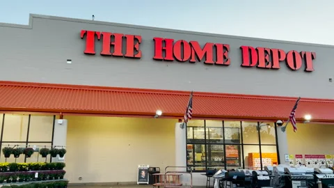 Home Depot store Vídeos de archivo 163856564