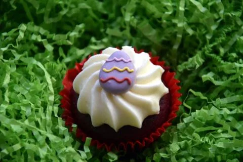 Home made decorated muffin. Easter, Mother's day, Valentine's day concept. Stock Photos