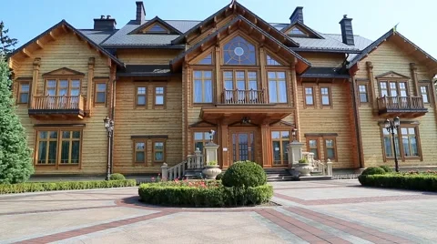 Home in Mezhyhirya Stock Footage 59665102