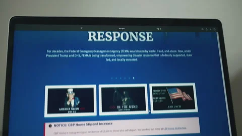 Homeland Security website on a computer screen Stockbeeldmateriaal 333537815