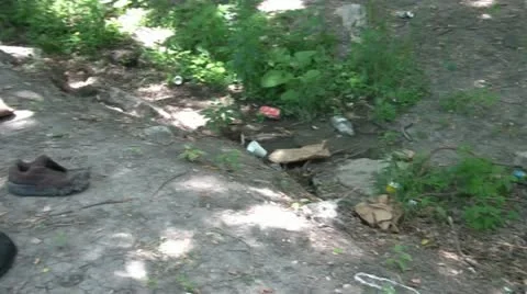 Homeless Camp by River Видео 12588390