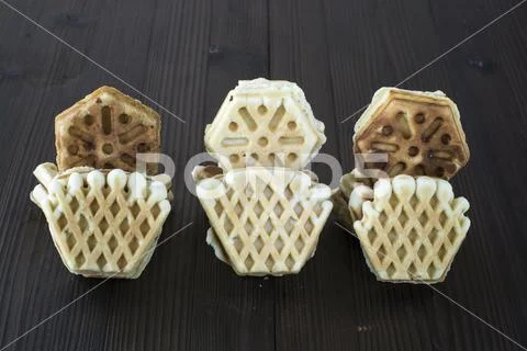 Homemade cakes, molded shortcrust pastry with jam for diet food Stock Photos