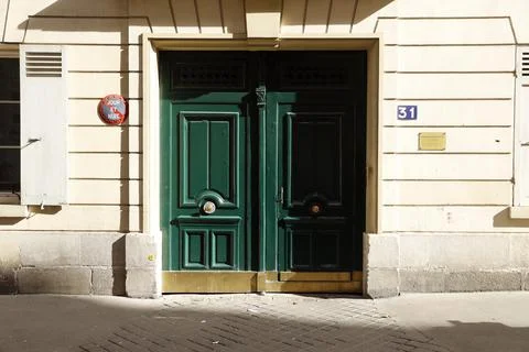 Homemade explosive device found next to the entrance of a building in Paris, Fra Stock Photos