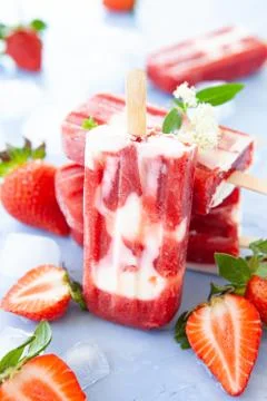 Homemade ice cream popsicles Foto stock