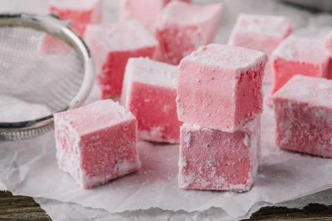 Homemade raspberry marshmallows Stock Photos