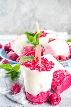 Homemade raspberry yogurt popsicle Stock Photos