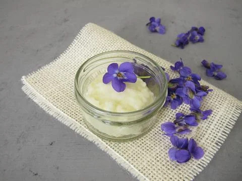 Homemade solid deodorant with sweet violet scent 스톡 사진
