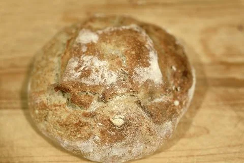 Homemade sourdough bread in a conventional oven. Foto stock