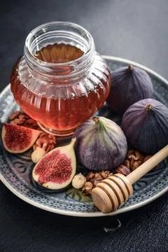 Honey with fresh figs Fotos Stock
