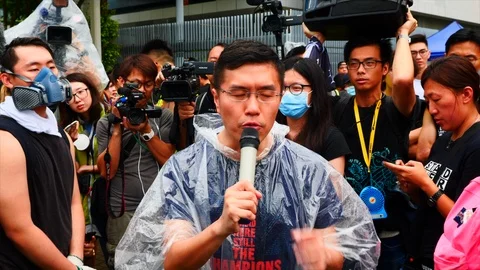 Hong Kong Protest Crowds Pumping Fist Видео 110920678