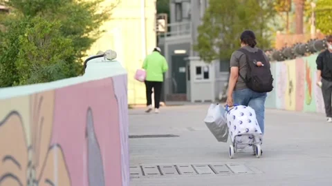 Hong Kong: Transitional housing projects support Tai Po fire survivors Vídeo Stock 323648478