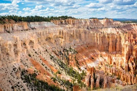 Hoodoos seen from Bryce Point in Bryce Canyon National Park, Utah Stock-Fotos