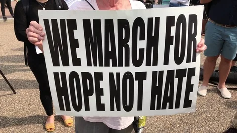 "Hope Not Hate" Sign at The White House 库存影片 79730024