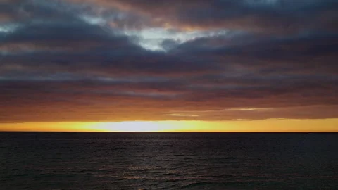 Horizon and Sunset Vidéo 332501356