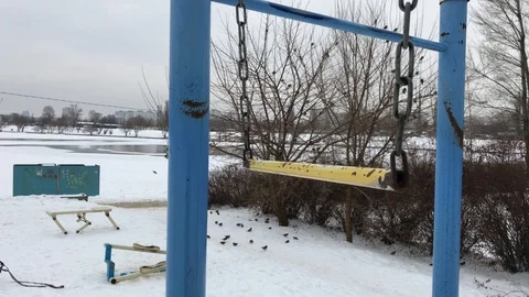 Horizontal bar fluttering in the wind. winter sport Video stock 103463788