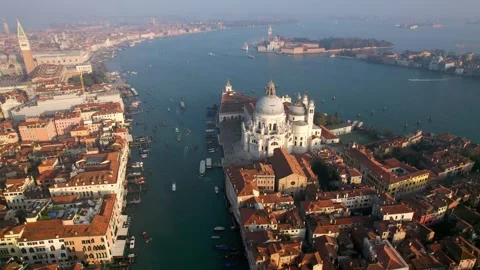 Horizontal drone filming of Venice in 4K resolution during the autumn season. Stock Footage 291403579
