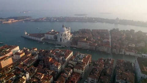 Horizontal drone filming of Venice in 4K resolution during the autumn season. Stock Footage 291404522