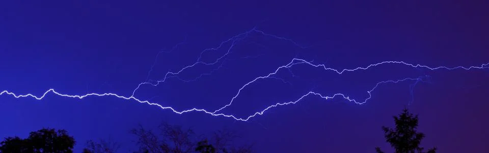Horizontal Lightning Stock Photos