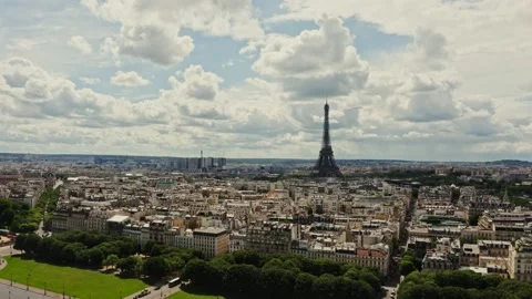 Horizontal panning from a drone, a general view of the historic center of Paris Stock Footage 205538000