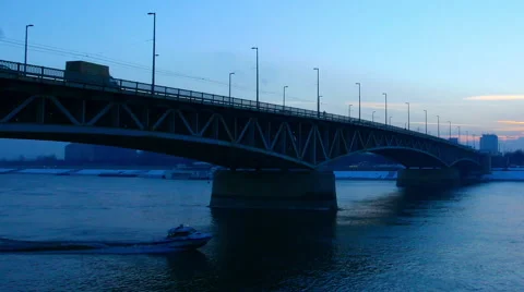 Horizontal panning view of the traffic on the bridge in Budapest Stock Footage 61870078