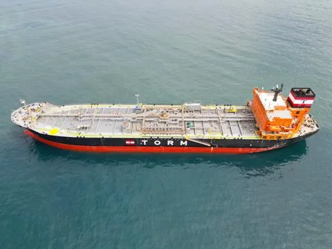 Horizontal Perspective: Cargo Ship in Acapulco Bay - Level View 写真素材