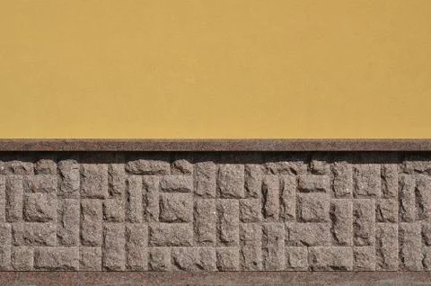 Horizontal texture of coarse and strong mosaic granite stone foundation 스톡 사진